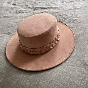 Anthropologie hat